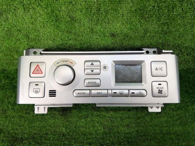 【中古】中古部品 エブリィ DA64W A/Cｽｲｯﾁﾊﾟﾈﾙ 【3330990100-250620000560900】 6,186円