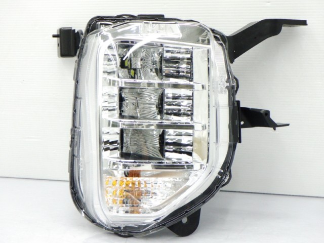 【中古】再生部品 ｅＫクロス B34W 右ﾍｯﾄﾞﾗﾝﾌﾟ 【3380010000-251023501210800】
