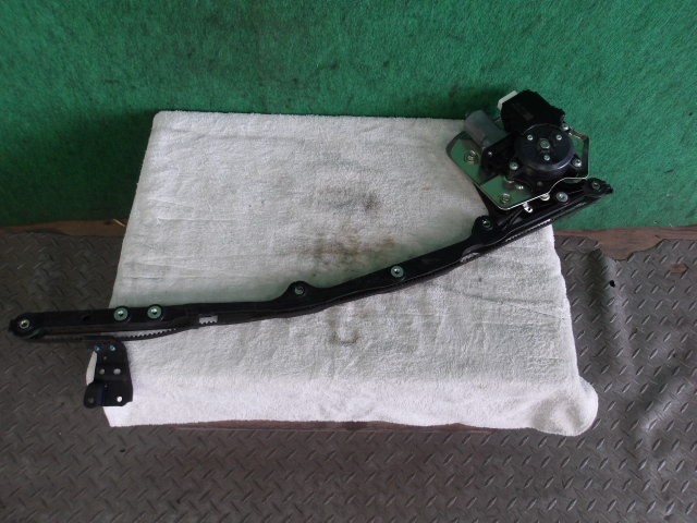 【中古】中古部品 タント LA650S 右ﾊﾟﾜｰｽﾗｲﾄﾞﾄﾞｱﾓｰﾀｰ 【3310420000-000002383564650】