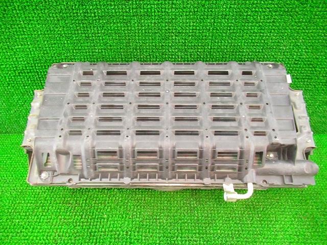【中古】中古部品 NV350キャラバン VW6E26 ｺﾝﾃﾞﾝｻｰ 【3330210100-000037183760600】 16,060円
