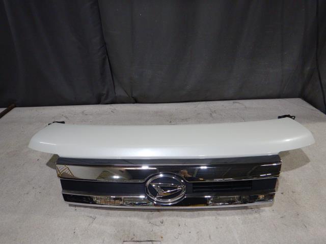 【中古】中古部品 タント LA610S ボンネットフード 【3330810100-251024000610500】