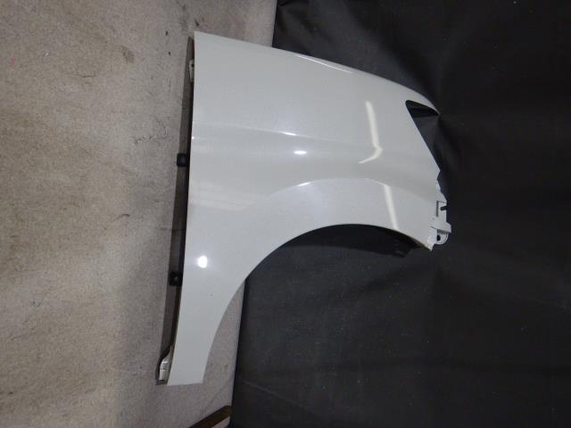 【中古】中古部品 タント LA610S 右ﾌﾛﾝﾄﾌｪﾝﾀﾞｰ 【3330810100-251024000610600】