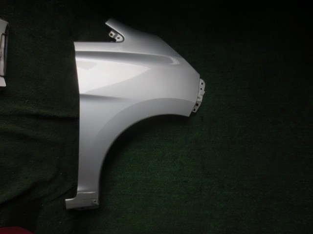 【中古】中古部品 デイズ B21W 右フロントフェンダー 【3340240100-202500008610600】