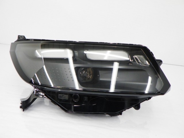 【中古】再生部品 フリード GT7 右ﾍｯﾄﾞﾗﾝﾌﾟ 【3380010000-251027500910800】 40,970円
