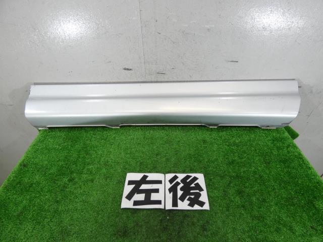 【中古】中古部品 ハイゼットアトレ S220G 左ﾘｱﾄﾞｱﾌﾟﾛﾃｸﾀｰ 【3260250000-000025154713460】