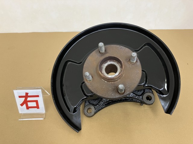 【中古】中古部品 パッソセッテ M502E 右ﾌﾛﾝﾄﾅｯｸﾙﾊﾌﾞ 【3330460100-000001608744310】