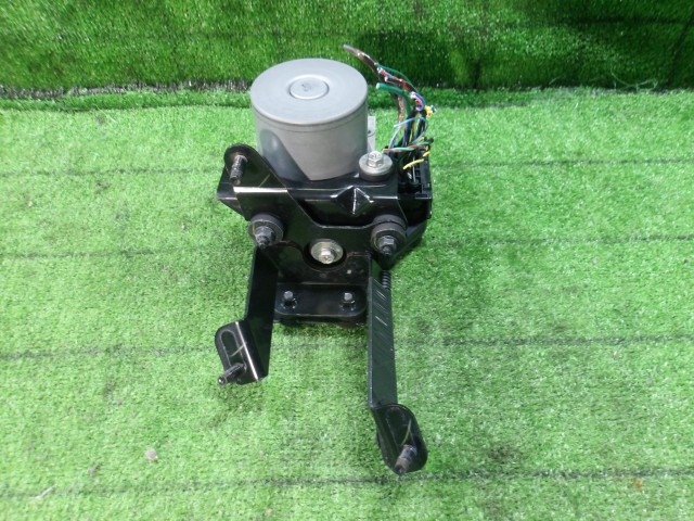 【中古】中古部品 フーガ Y51 ABSアクチュエーター 【3330420100-251023000242500】|e-cleマート