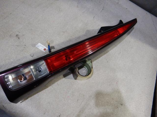 【中古】中古部品 ムーヴ L175S 右ﾃｰﾙﾗﾝﾌﾟ 【3330810100-251028000615500】