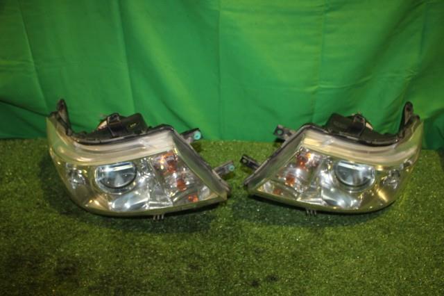 【中古】中古部品 ワゴンＲ MH23S 左ﾍｯﾄﾞﾗﾝﾌﾟ 【3330950100-000051301210900】