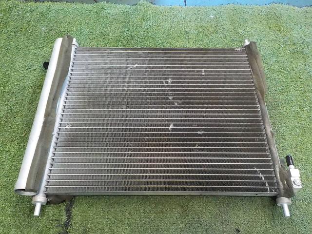 【中古】中古部品 アルト HA25V ｺﾝﾃﾞﾝｻｰ 【3260200000-251028000160600】