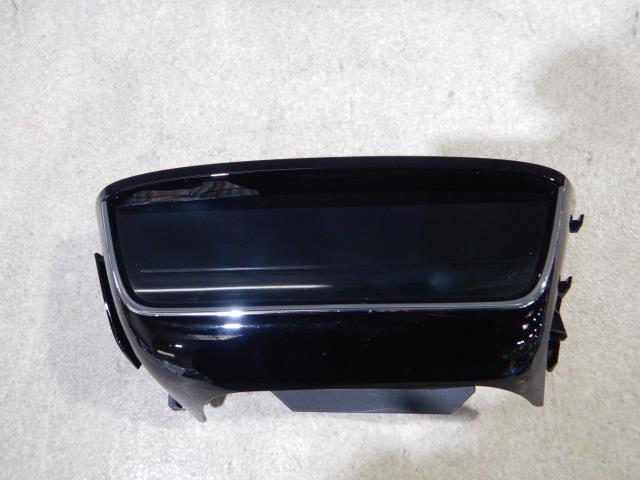 【中古】中古部品 ヴェゼル RU3 A/Cｽｲｯﾁﾊﾟﾈﾙ 【3330810100-251029000260900】