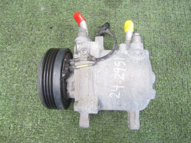 【中古】中古部品 ワゴンＲ MH23S A/Cｺﾝﾌﾟﾚｯｻｰ 【3330200100-242951000060700】