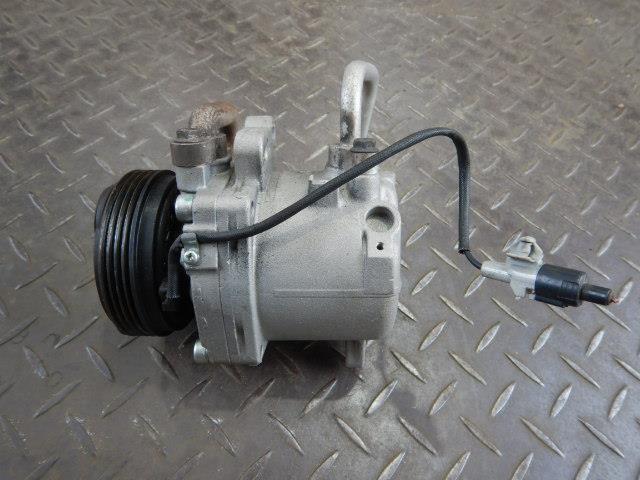 【中古】中古部品 エブリィ DA64V A/Cｺﾝﾌﾟﾚｯｻｰ 【3330920100-000253009160700】