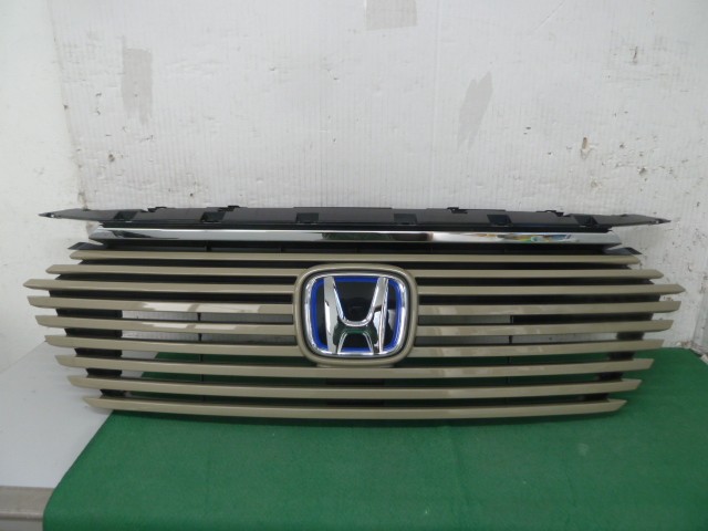 【中古】中古部品 ヴェゼル RV5 ﾗｼﾞｴｰﾀｸﾞﾘﾙ 【3380050000-000037656710400】｜e-cleマート
