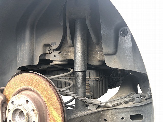 【中古】中古部品 プジョー 308 T9WYH01 右ﾘｱｼｮｯｸｱﾌﾞｿｰﾊﾞｰ 【3310070100-0000Y0772950700】