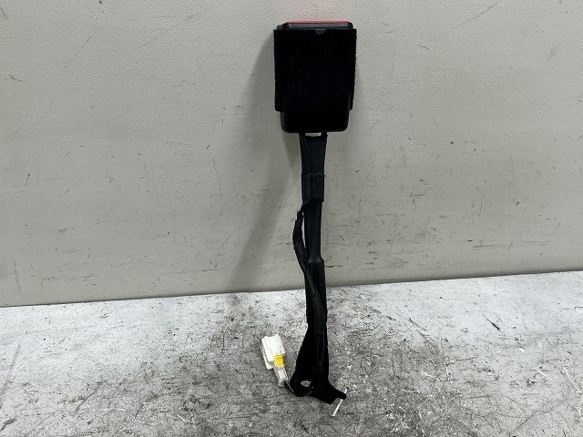 【中古】中古部品 プジョー 308 T9WYH01 ｼｰﾄﾍﾞﾙﾄ 【3310070100-0000Y0772977151】