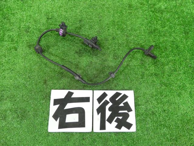 【中古】中古部品 フリードスパイク GB4 ABSｾﾝｻｰ 【3260250000-000025156263452】