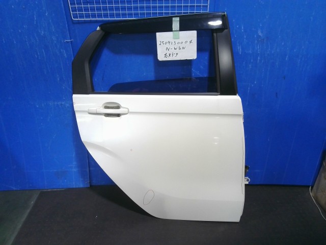 【中古】中古部品 Ｎ－ＷＧＮ JH1 右ﾘｱﾄﾞｱ 【3310220100-250923000413300】