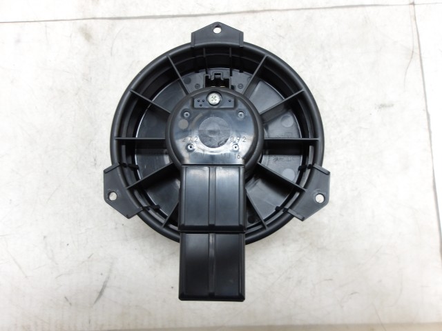 【中古】中古部品 セルボ HG21S ﾋｰﾀｰﾌﾞﾛｱﾓｰﾀｰ 【3310250100-000253043167900】