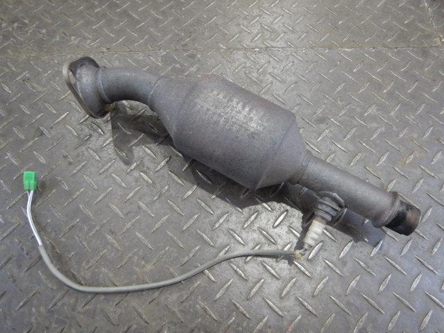 【中古】中古部品 エブリィ DA64V ﾌﾛﾝﾄｴｷｿﾞｰｽﾄﾊﾟｲﾌﾟ 【3330920100-000253011022200】