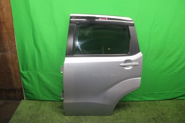 【中古】中古部品 ムーヴ LA150S 左ﾘｱﾄﾞｱ 【3330950100-000056021013400】｜e-cleマート