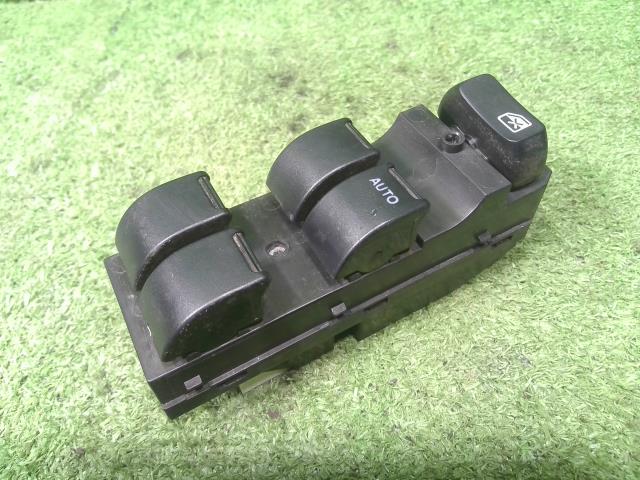 【中古】中古部品 ワゴンＲ MH22S ﾊﾟﾜｰｳｲﾝﾄﾞｳｽｲｯﾁ 【3330900100-000025147461900】 6,270円