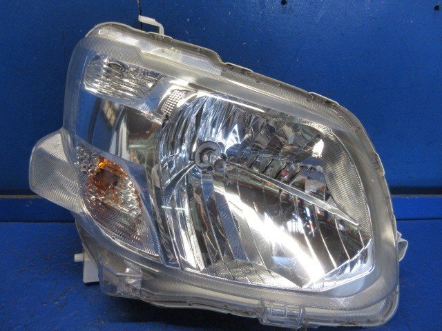 【中古】中古部品 タント LA600S 右ﾍｯﾄﾞﾗﾝﾌﾟ 【3310270100-000015084110800】