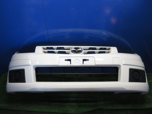 【中古】中古部品 ファミリア BVY12 フロントバンパーフェース 【3310270100-000015088210110】