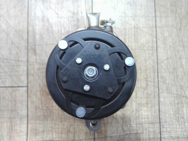 【中古】中古部品 ワゴンＲ MH23S A/Cｺﾝﾌﾟﾚｯｻｰ 【3310390100-251101001060700】