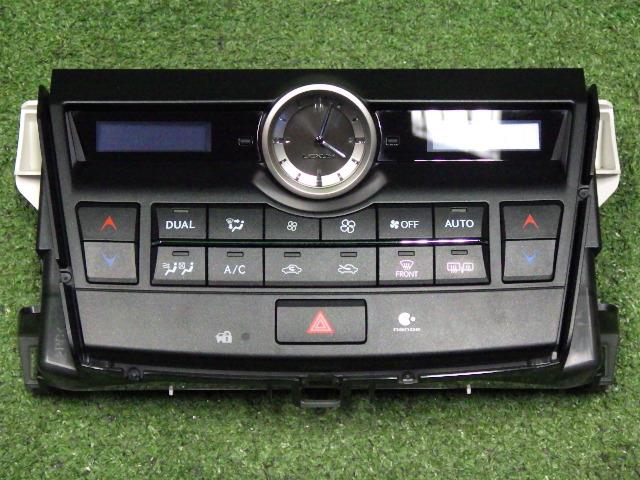 【中古】中古部品 レクサス NX AGZ10 時計 【3330200100-242714000068050】