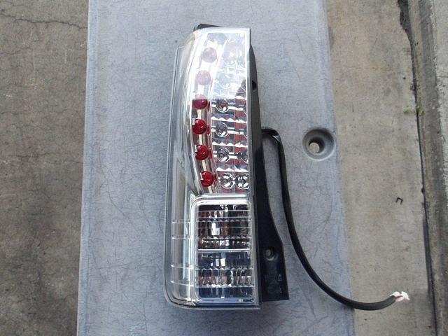 【中古】中古部品 ｅＫワゴン H82W 左ﾃｰﾙﾗﾝﾌﾟ 【3340080100-251107000515600】