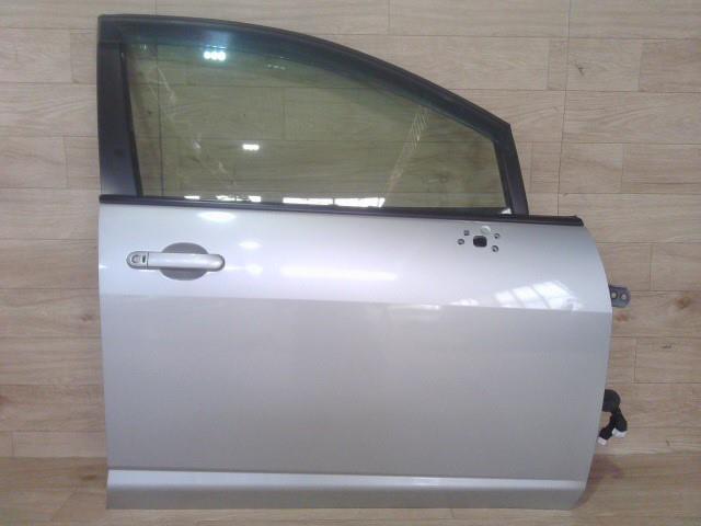 【中古】中古部品 ティーダ NC11 右ﾌﾛﾝﾄﾄﾞｱ 【3310390100-251104000313100】