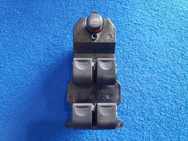【中古】中古部品 ゼスト JE1 ﾊﾟﾜｰｳｲﾝﾄﾞｳｽｲｯﾁ 【3310590000-202511024661900】