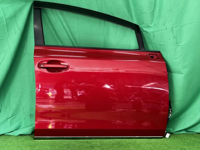 【中古】中古部品 プリウスα ZVW41W 右ﾌﾛﾝﾄﾄﾞｱ 【3330240100-002025621513100】