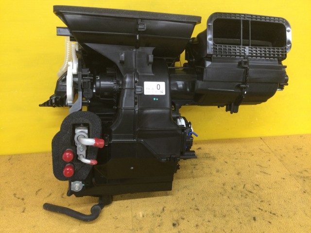 【中古】中古部品 Ｎ－ＢＯＸ JF4 A/Cｸｰﾘﾝｸﾞﾕﾆｯﾄ 【3330960100-000052598860800】