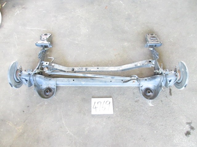 【中古】中古部品 VW ザ・ビートル 16CBZ ﾘｱｱｸｽﾙﾋﾞｰﾑ 【3500170000-251108501853500】