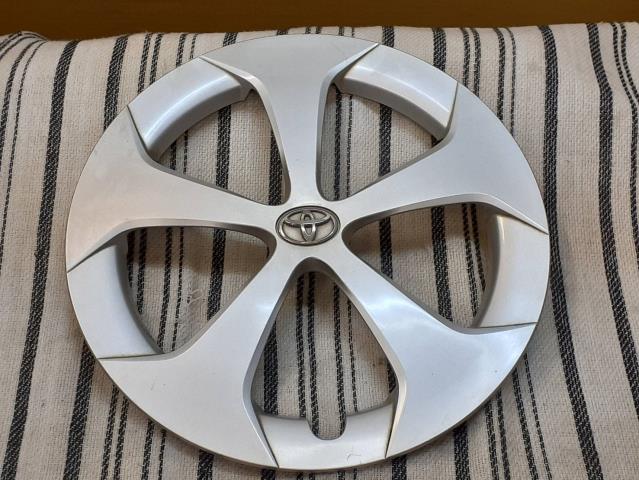【中古】中古部品 プリウス ZVW30 ﾎｲｰﾙｷｬｯﾌﾟ 【3310540000-000025356847220】