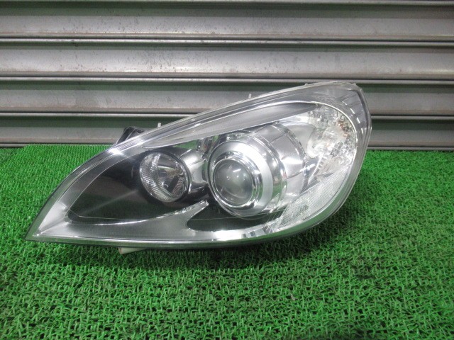 【中古】中古部品 ボルボ 60シリーズ FB4164T 左ﾍｯﾄﾞﾗﾝﾌﾟ 【3330540100-250918000410900】
