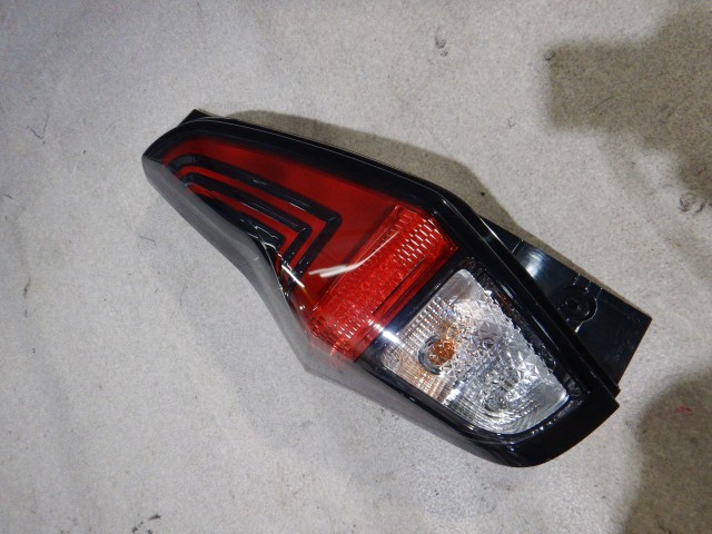 【中古】中古部品 デイズ B44W 左ﾃｰﾙﾗﾝﾌﾟ 【3330810100-251106000615600】