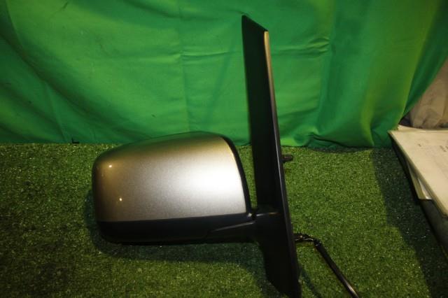 【中古】中古部品 セレナ C25 右ｻｲﾄﾞﾐﾗｰ 【3330950100-000053040513500】