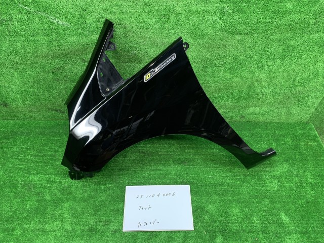 【中古】中古部品 フィット GP1 左ﾌﾛﾝﾄﾌｪﾝﾀﾞｰ 【3330991000-251104000610700】