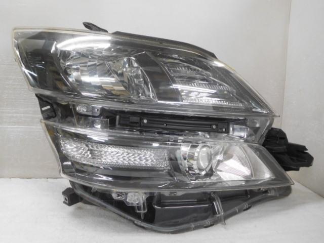 【中古】中古部品 ヴェルファイア GGH20W 右ﾍｯﾄﾞﾗﾝﾌﾟ 【3380050000-000037647010800】
