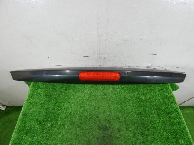 【中古】中古部品 ステージア NM35 ハイマウントストップランプ 【3260250000-000025153815830】