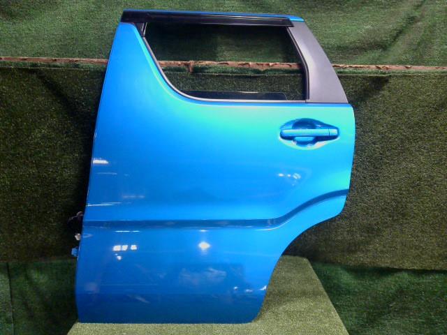 【中古】中古部品 ワゴンＲ MH35S 左ﾘｱﾄﾞｱ 【3260300000-251111001013400】