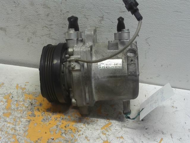 【中古】中古部品 NV100クリッパー DR17V A/Cｺﾝﾌﾟﾚｯｻｰ 【3310160100-000004477560700】