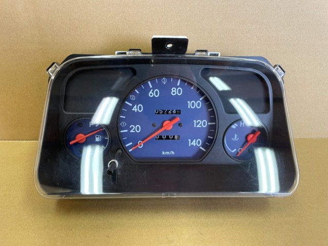【中古】中古部品 サンバー TV2 ｽﾋﾟｰﾄﾞﾒｰﾀｰ 【3330650100-000253015661400】