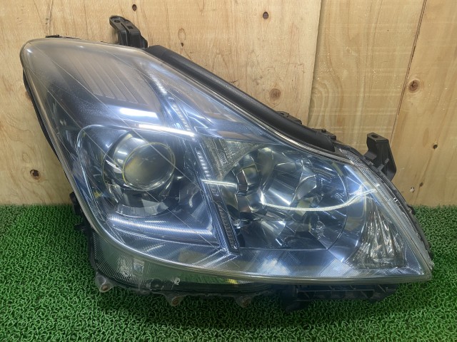 【中古】中古部品 クラウン GWS204 右ﾍｯﾄﾞﾗﾝﾌﾟ 【3330660100-000025332210800】