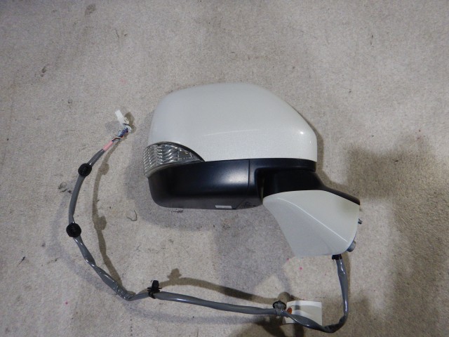 【中古】中古部品 エルグランド PE52 右ｻｲﾄﾞﾐﾗｰ 【3330810100-251107000213500】