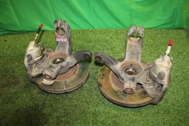 【中古】中古部品 デミオ DY3W 左ﾌﾛﾝﾄﾅｯｸﾙﾊﾌﾞ 【3330950100-000052141144340】
