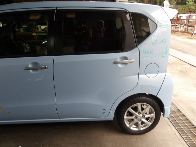 【中古】中古部品 ムーヴ LA150S 左ﾘｱﾄﾞｱ 【3310420000-000010609113400】